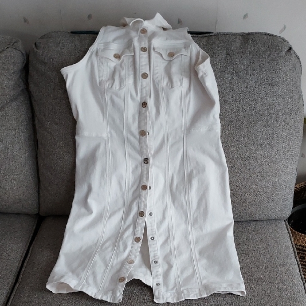 White House Black Market Elegant White Dress
